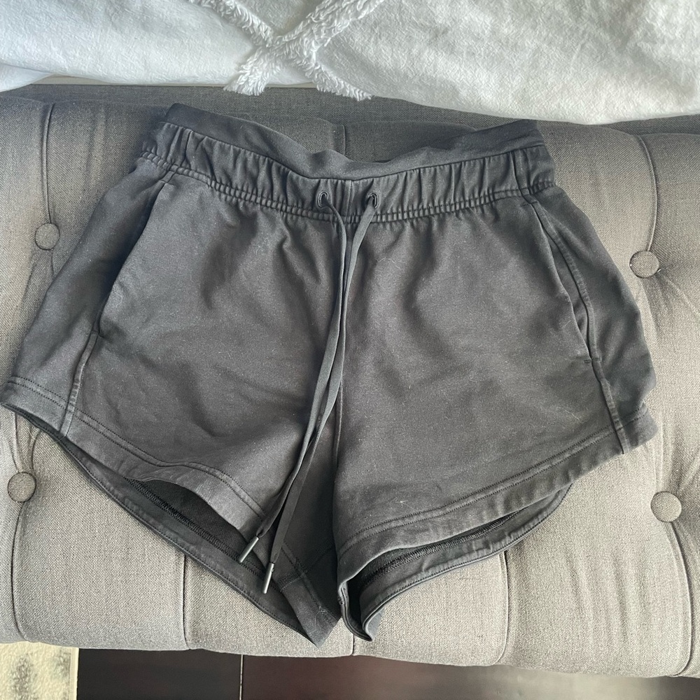Lululemon Inner Glow High Rise Short 3”